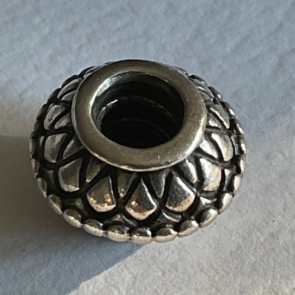 Pandora Inner Strength charm - Picture 5 of 5